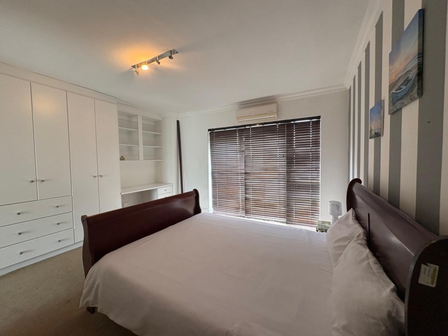 To Let 6 Bedroom Property for Rent in West Beach Western Cape